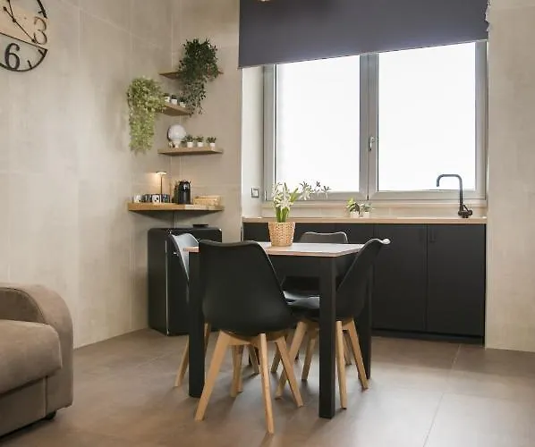 18 Luxury Alojamento de Acomodação e Pequeno-almoço 4*