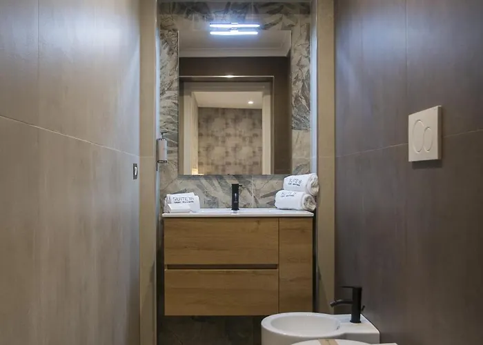 Alojamento de Acomodação e Pequeno-almoço 18 Luxury