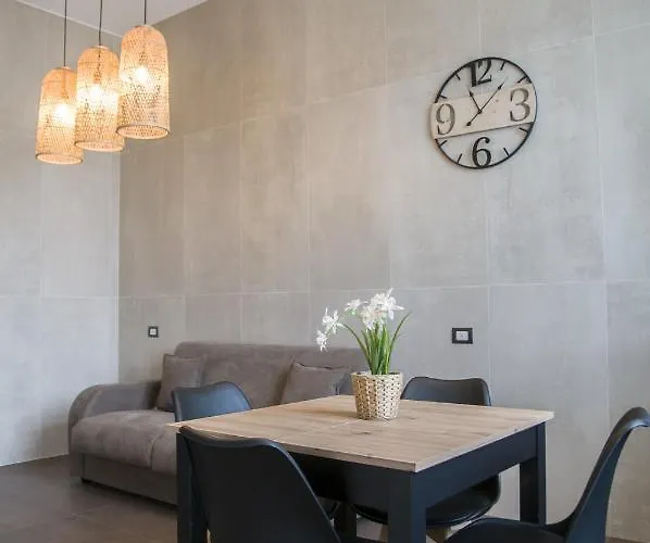 Alojamento de Acomodação e Pequeno-almoço 18 Luxury Bari