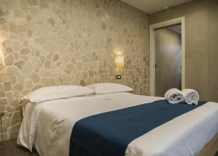 18 Luxury 4*