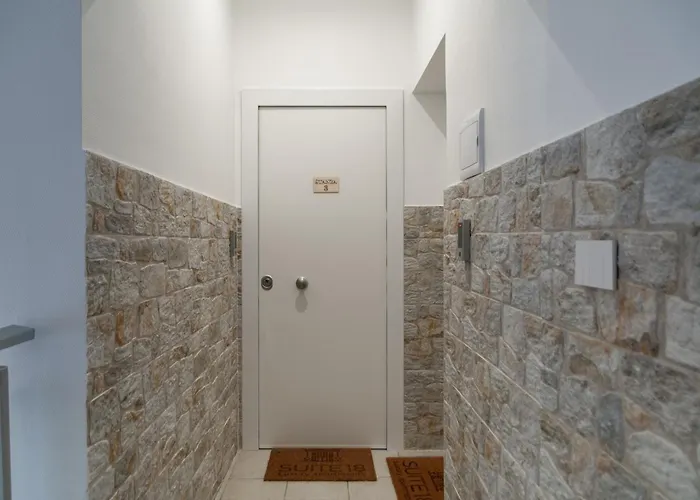 Bed & Breakfast 18 Luxury Bari