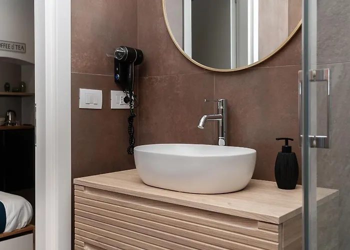 18 Luxury Bari