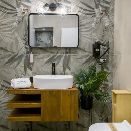 18 Luxury Bed & Breakfast Bari
