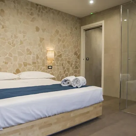 Bed & Breakfast 18 Luxury Bari
