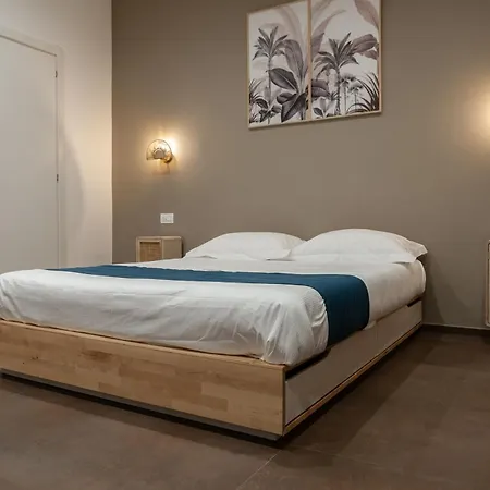 Bed & Breakfast 18 Luxury *